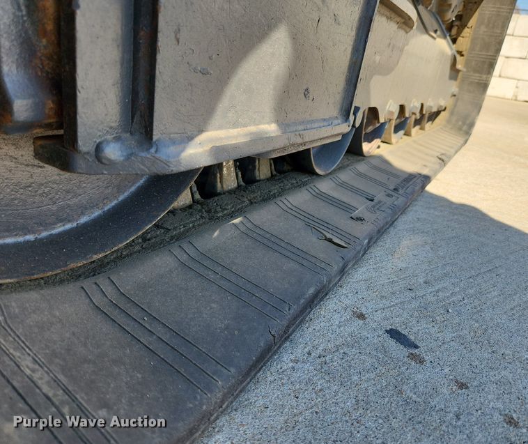 image for item MW9665 2018 Bobcat T770  tracked skid steer loader