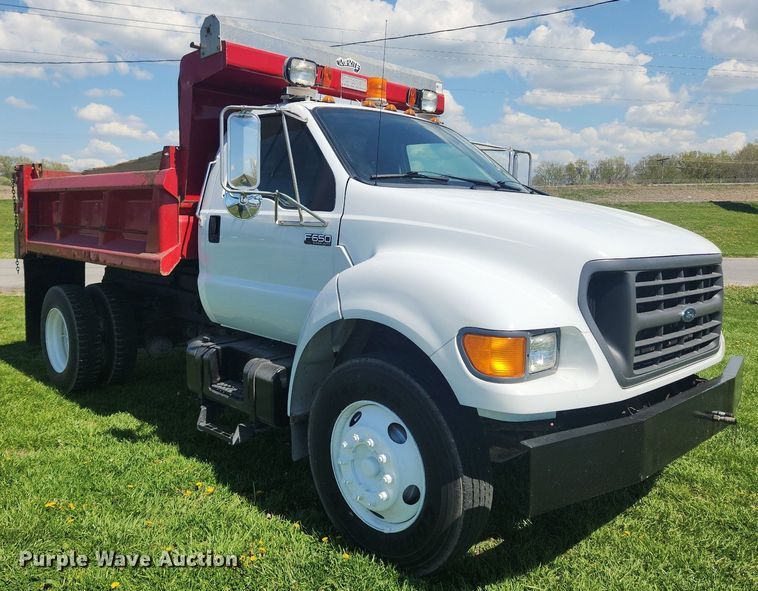 image for item MW9696 2001 Ford F650 Super Duty XL  dump truck