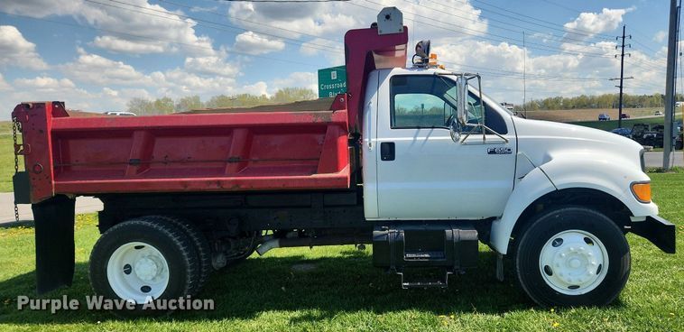 image for item MW9696 2001 Ford F650 Super Duty XL  dump truck