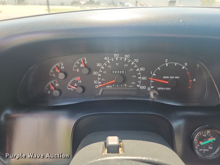 image for item MW9696 2001 Ford F650 Super Duty XL  dump truck