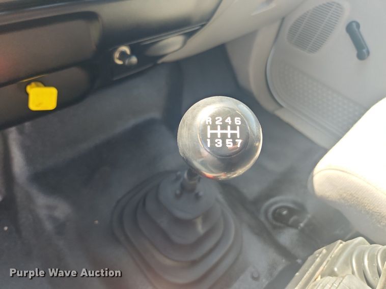 image for item MW9696 2001 Ford F650 Super Duty XL  dump truck