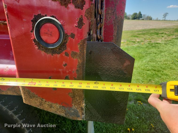 image for item MW9696 2001 Ford F650 Super Duty XL  dump truck