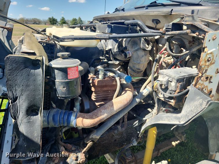 image for item MW9696 2001 Ford F650 Super Duty XL  dump truck