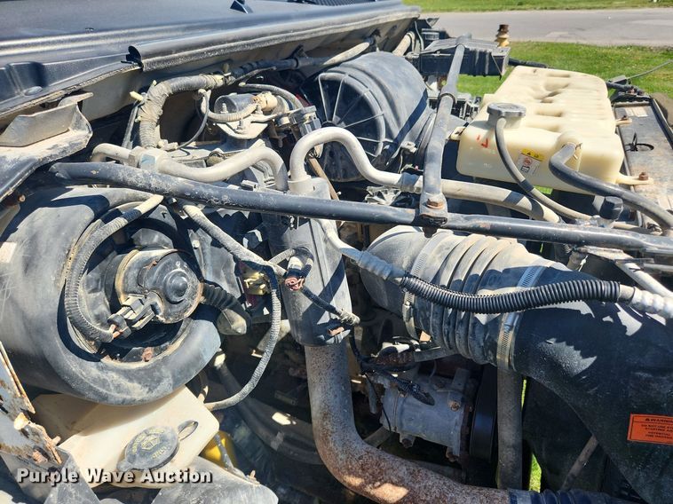 image for item MW9696 2001 Ford F650 Super Duty XL  dump truck