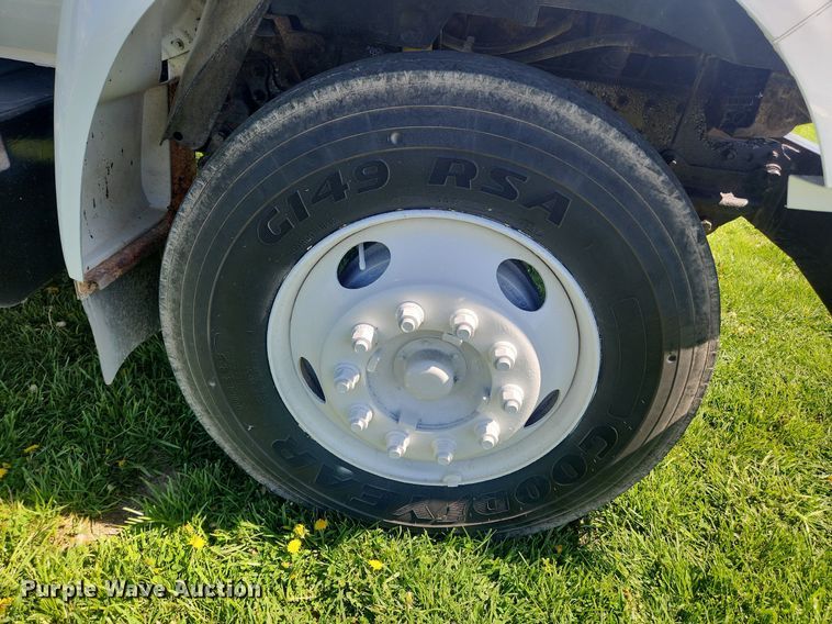 image for item MW9696 2001 Ford F650 Super Duty XL  dump truck