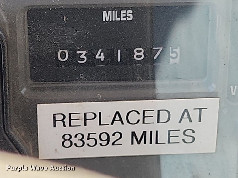 image for item MW9709 2002 International 2554  sewer jetter truck