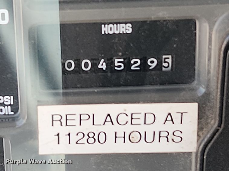 image for item MW9709 2002 International 2554  sewer jetter truck