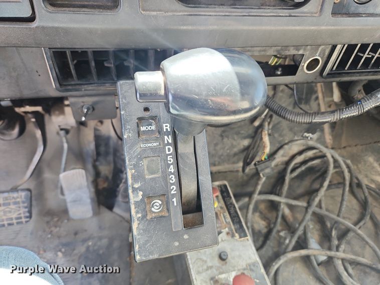 image for item MW9709 2002 International 2554  sewer jetter truck