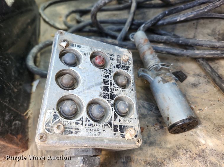 image for item MW9709 2002 International 2554  sewer jetter truck