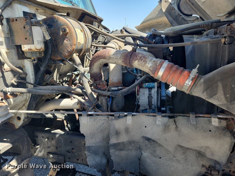 image for item MW9709 2002 International 2554  sewer jetter truck