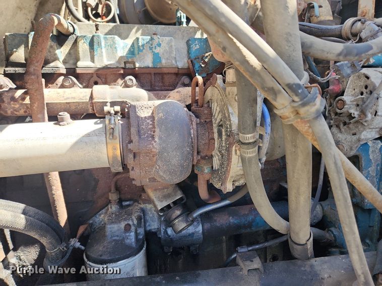 image for item MW9709 2002 International 2554  sewer jetter truck