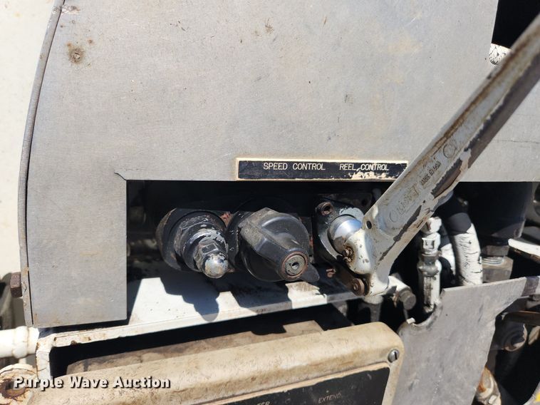 image for item MW9709 2002 International 2554  sewer jetter truck