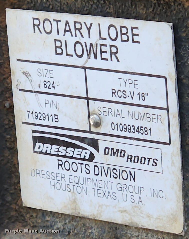 image for item MW9709 2002 International 2554  sewer jetter truck