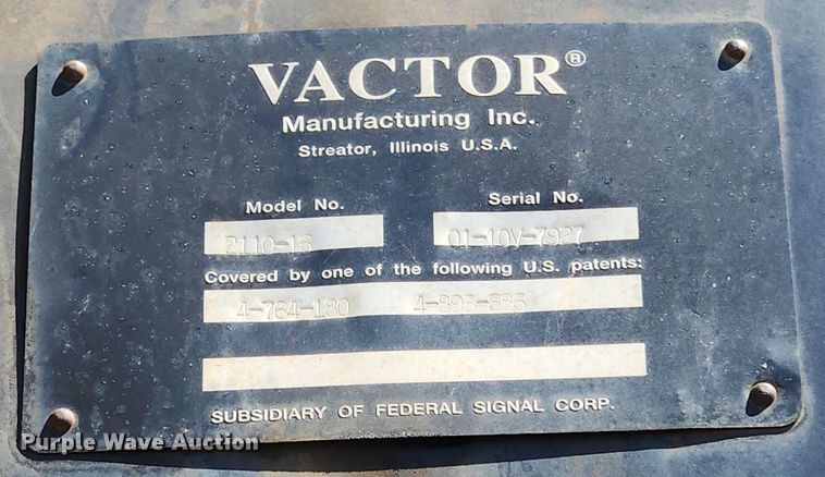 image for item MW9709 2002 International 2554  sewer jetter truck