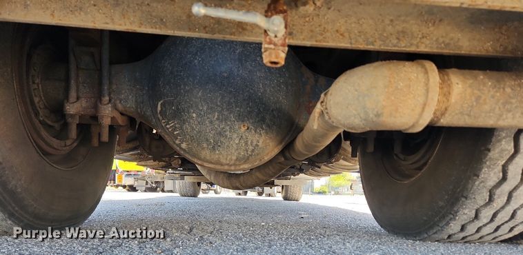 image for item MW9709 2002 International 2554  sewer jetter truck