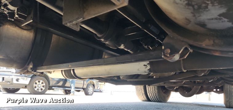 image for item MW9709 2002 International 2554  sewer jetter truck