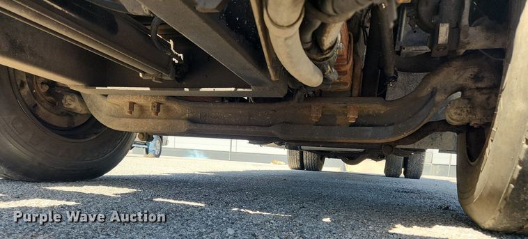 image for item MW9709 2002 International 2554  sewer jetter truck