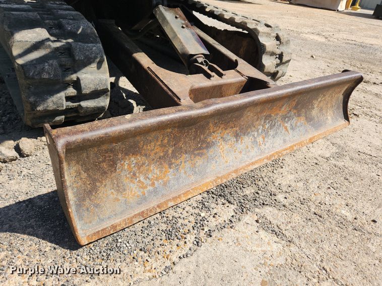 image for item MW9713 2005 Caterpillar 303CR  mini excavator