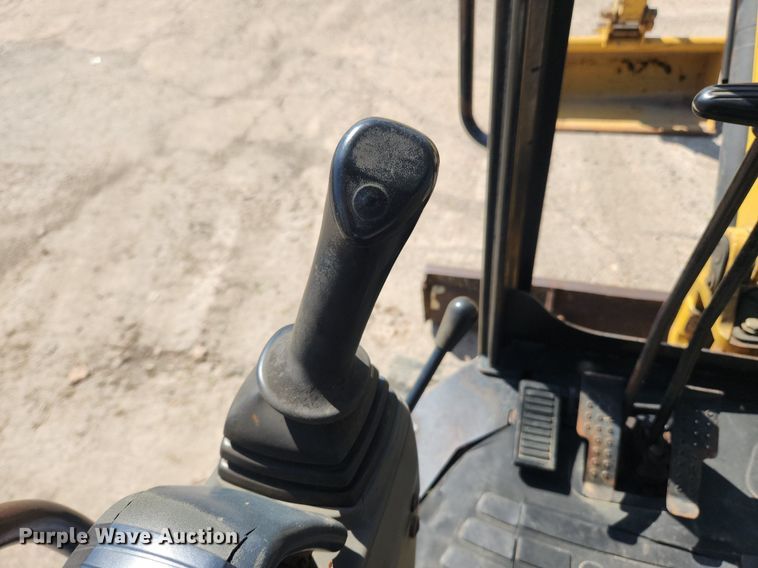 image for item MW9713 2005 Caterpillar 303CR  mini excavator