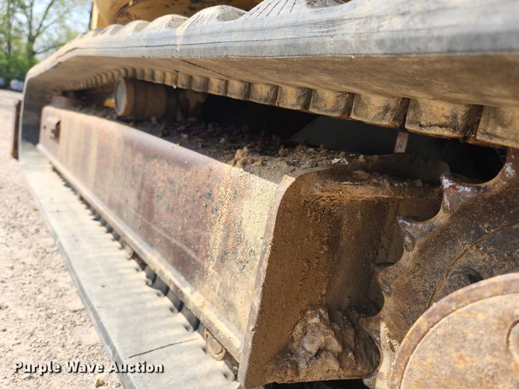 image for item MW9713 2005 Caterpillar 303CR  mini excavator