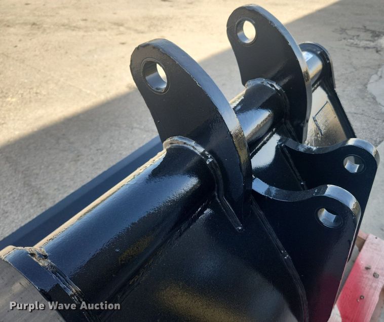 image for item MW9720 TAG  36" W backhoe bucket