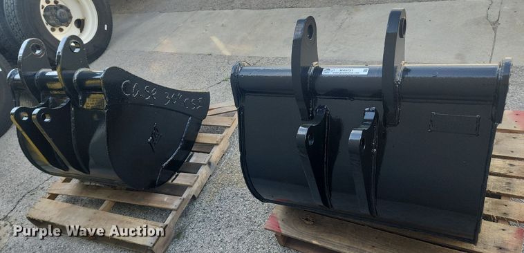 image for item MW9721 (2) TAG backhoe buckets