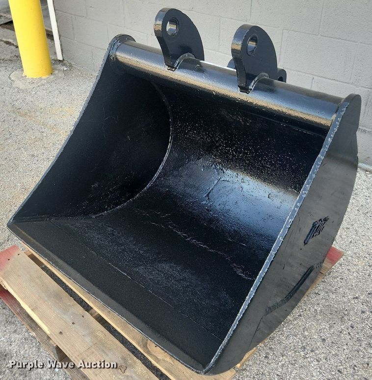 image for item MW9721 (2) TAG backhoe buckets