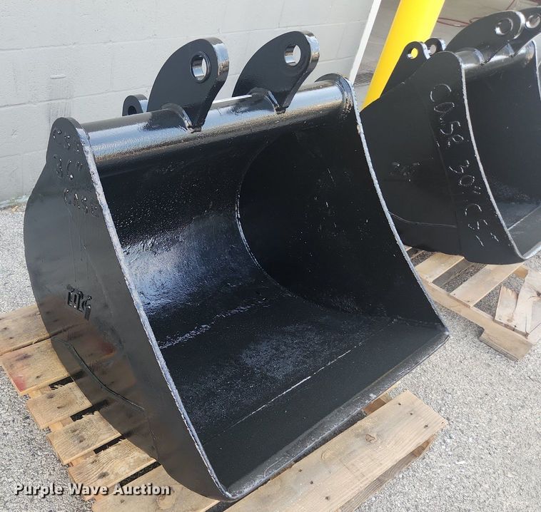 image for item MW9721 (2) TAG backhoe buckets