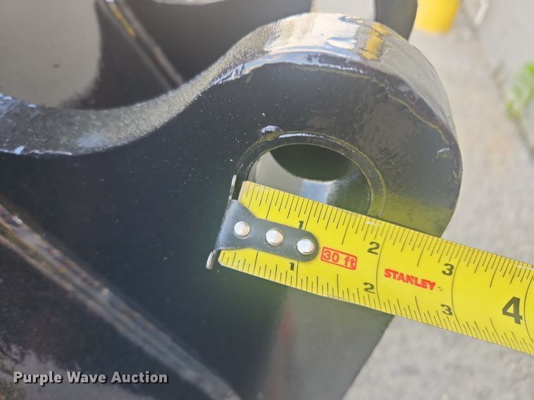 image for item MW9721 (2) TAG backhoe buckets