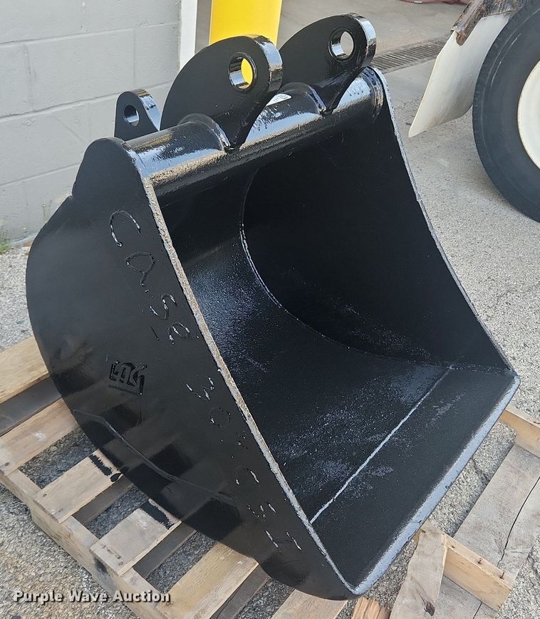 image for item MW9721 (2) TAG backhoe buckets
