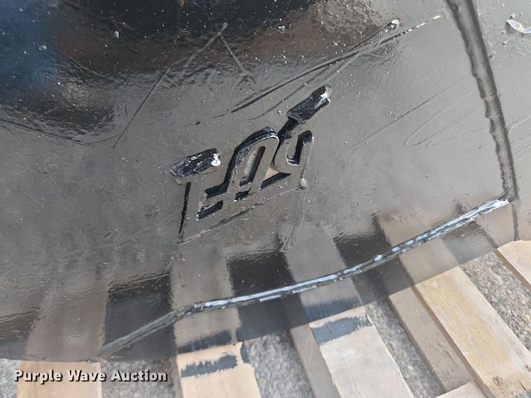 image for item MW9721 (2) TAG backhoe buckets