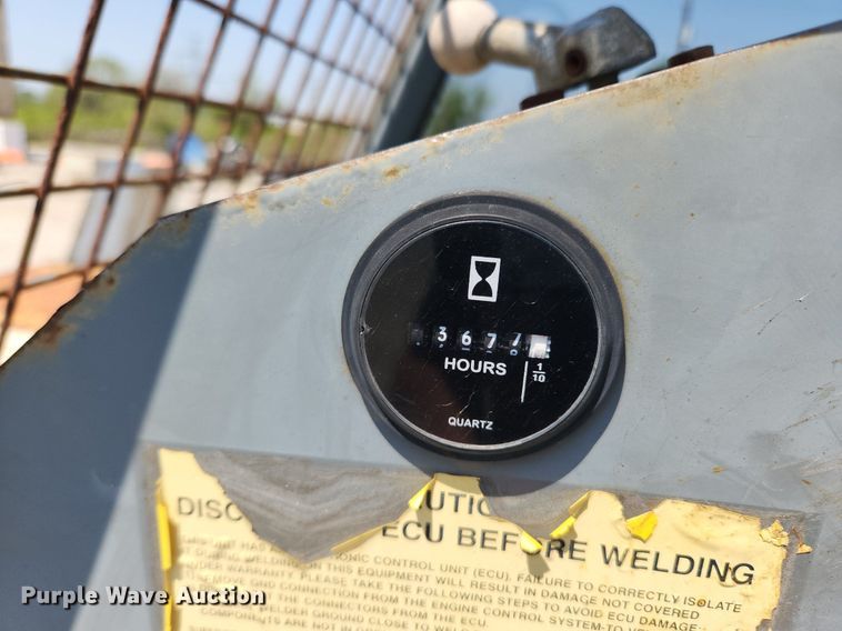 image for item MW9732 2005 Terex TH1048C  telehandler