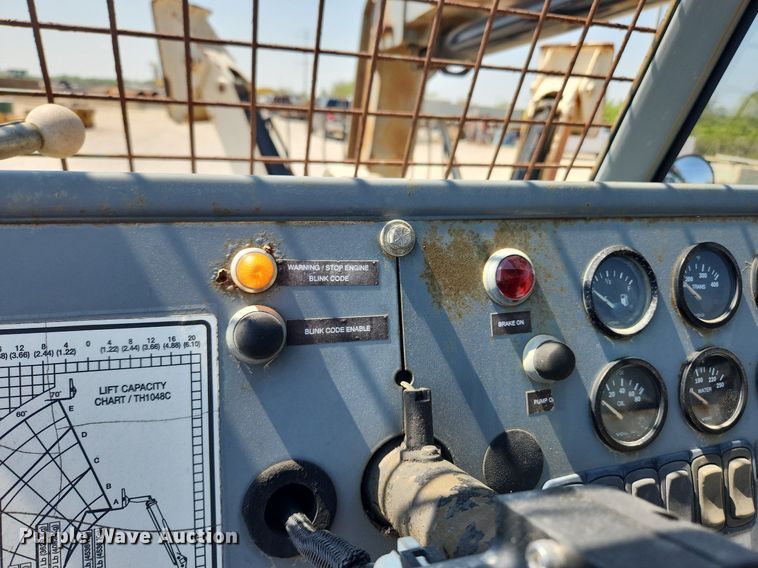 image for item MW9732 2005 Terex TH1048C  telehandler