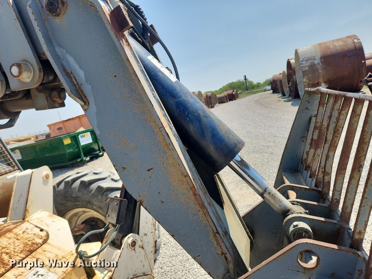 image for item MW9732 2005 Terex TH1048C  telehandler
