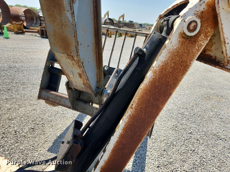 image for item MW9732 2005 Terex TH1048C  telehandler