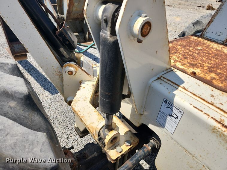 image for item MW9732 2005 Terex TH1048C  telehandler