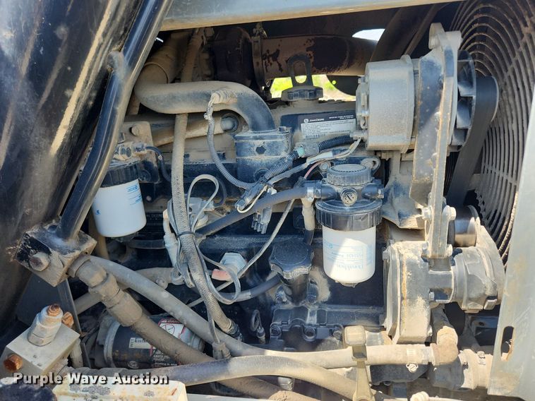 image for item MW9732 2005 Terex TH1048C  telehandler