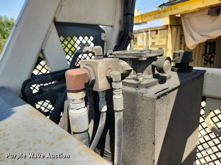 image for item MW9732 2005 Terex TH1048C  telehandler