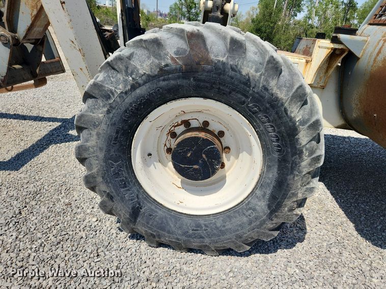 image for item MW9732 2005 Terex TH1048C  telehandler