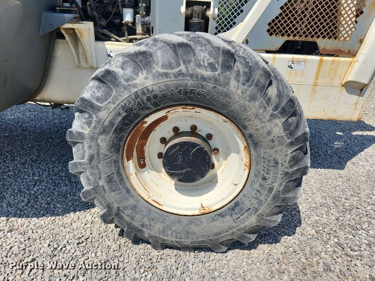 image for item MW9732 2005 Terex TH1048C  telehandler