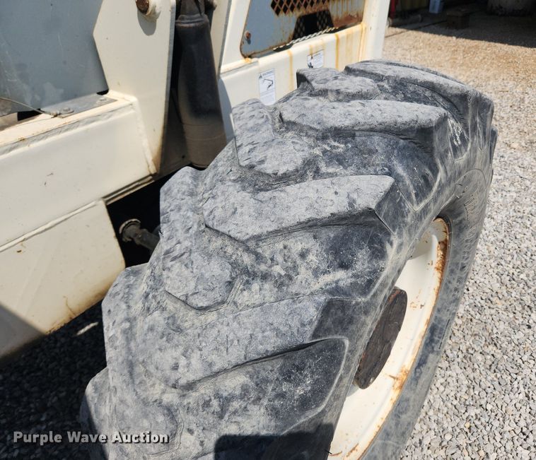 image for item MW9732 2005 Terex TH1048C  telehandler