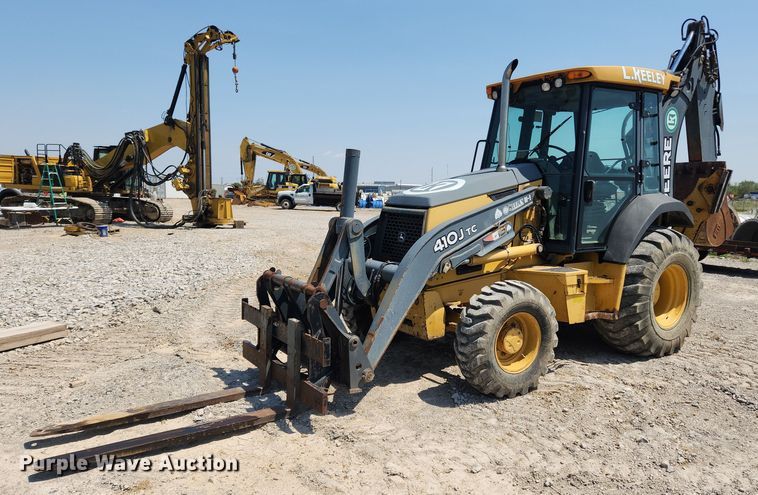 image for item MW9733 2007 John Deere 410J  backhoe