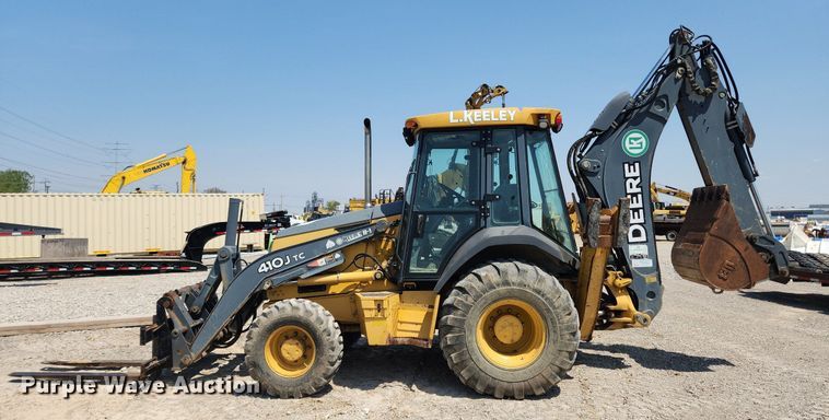 image for item MW9733 2007 John Deere 410J  backhoe