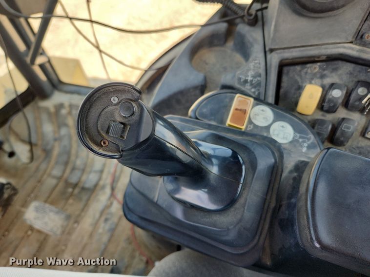 image for item MW9733 2007 John Deere 410J  backhoe