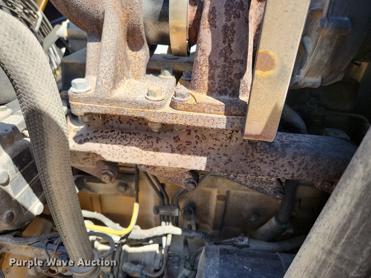 image for item MW9733 2007 John Deere 410J  backhoe