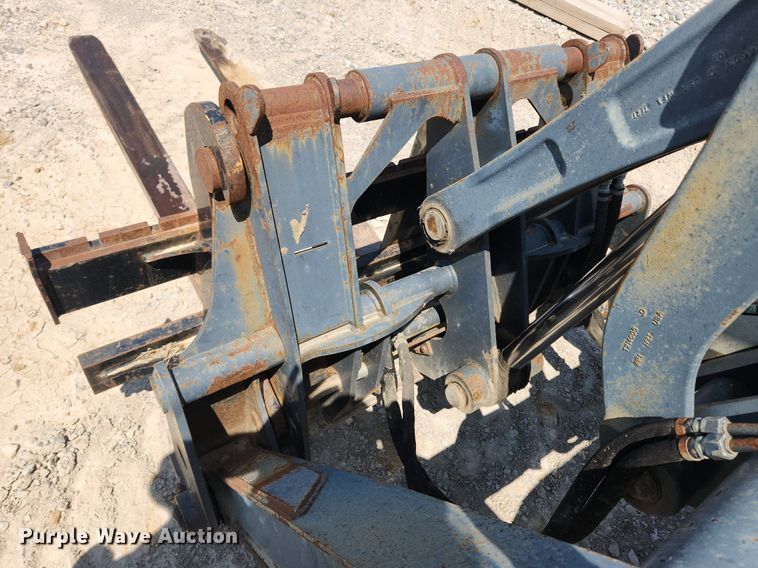 image for item MW9733 2007 John Deere 410J  backhoe