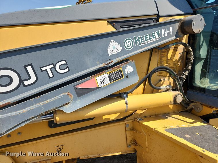 image for item MW9733 2007 John Deere 410J  backhoe