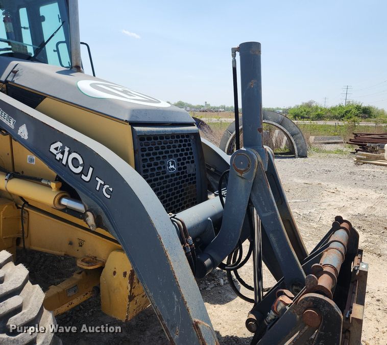 image for item MW9733 2007 John Deere 410J  backhoe