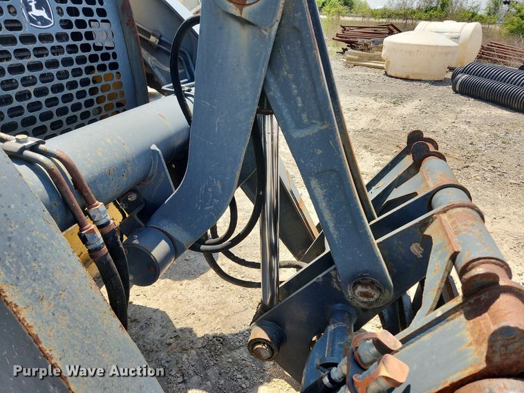 image for item MW9733 2007 John Deere 410J  backhoe