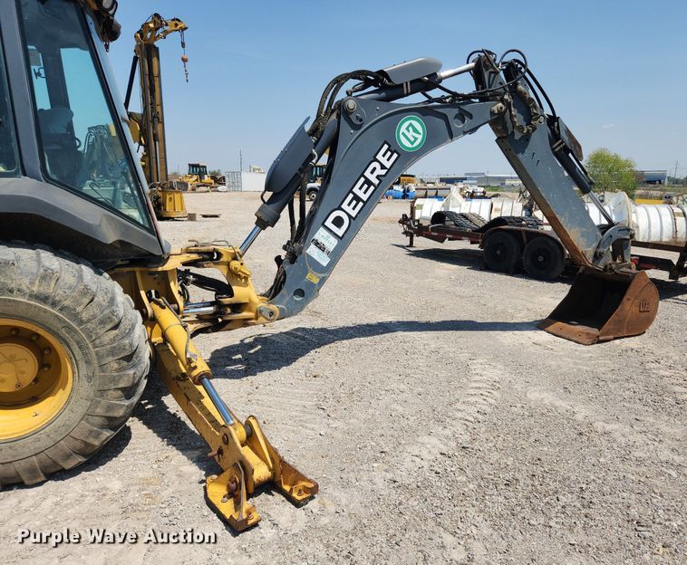 image for item MW9733 2007 John Deere 410J  backhoe
